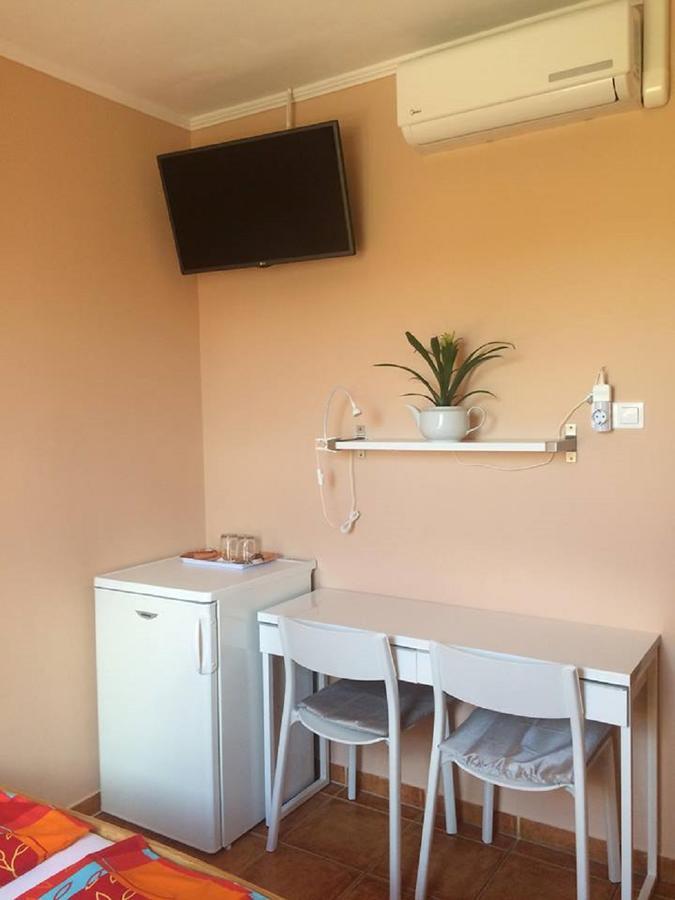 에스테르곰 Karpatia Panzio B&B 외부 사진